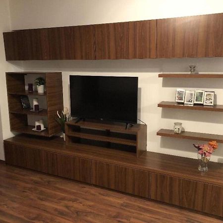 Majestic Luxury Apartment Close To Presidential Palace Bucarest Esterno foto